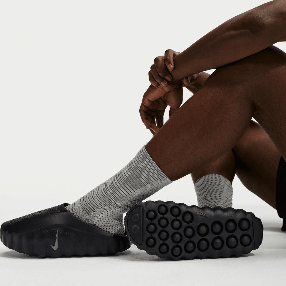 Nike Mind 001