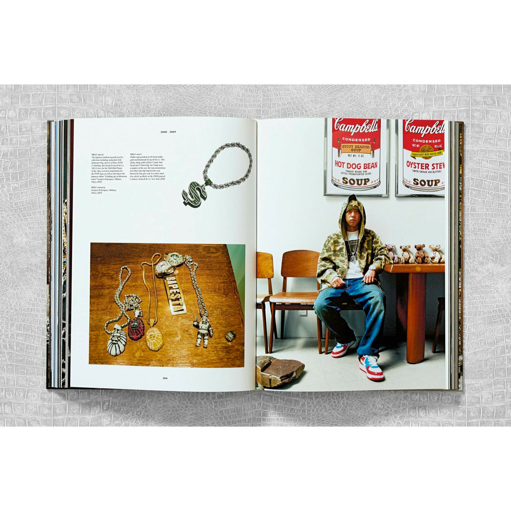 Taschen BooksIce Cold. A Hip Hop Jewelry History