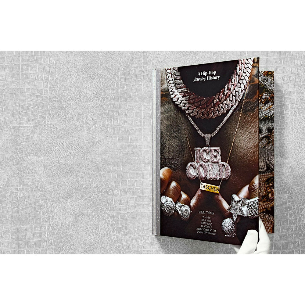 Taschen BooksIce Cold. A Hip Hop Jewelry History