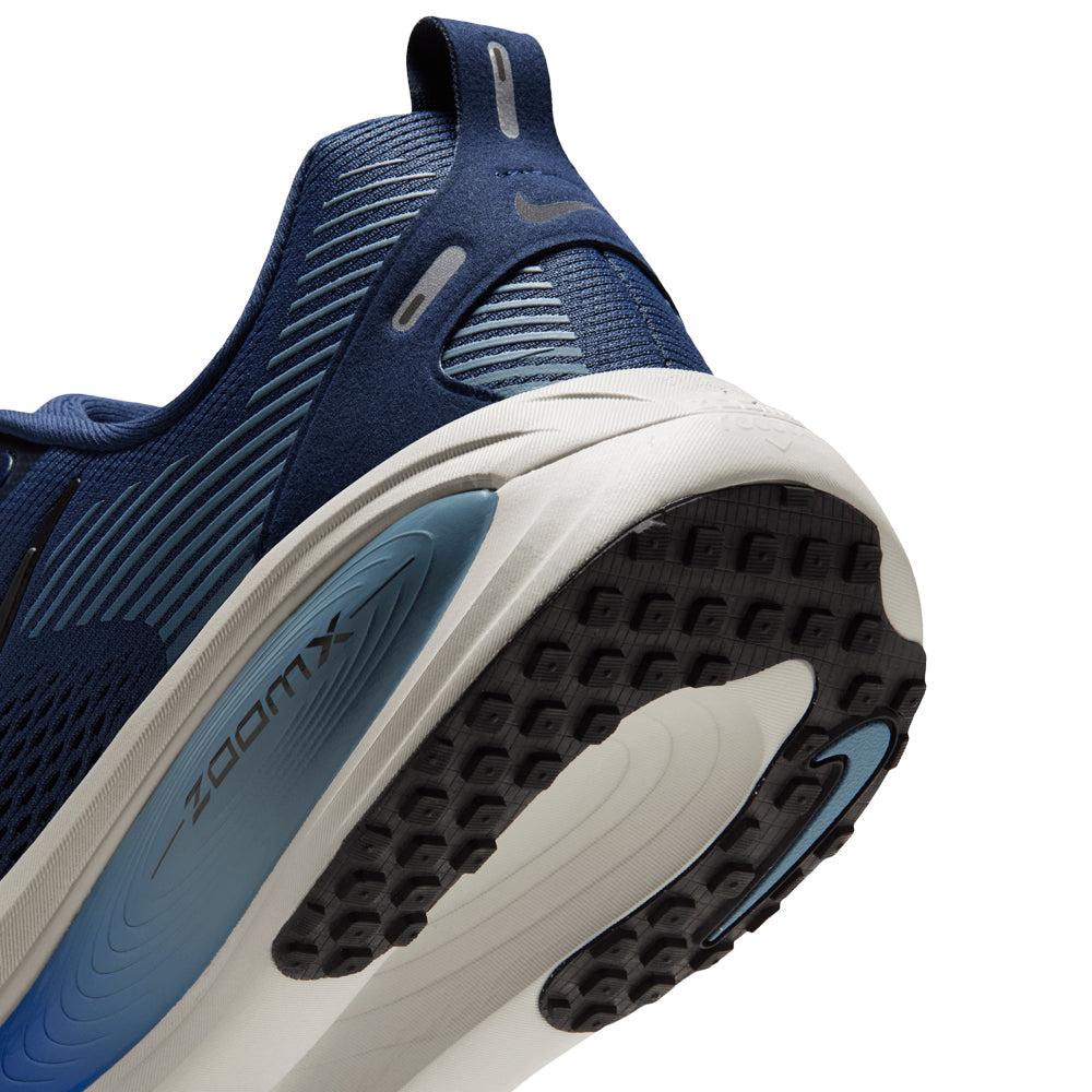 Nike Vomero 18