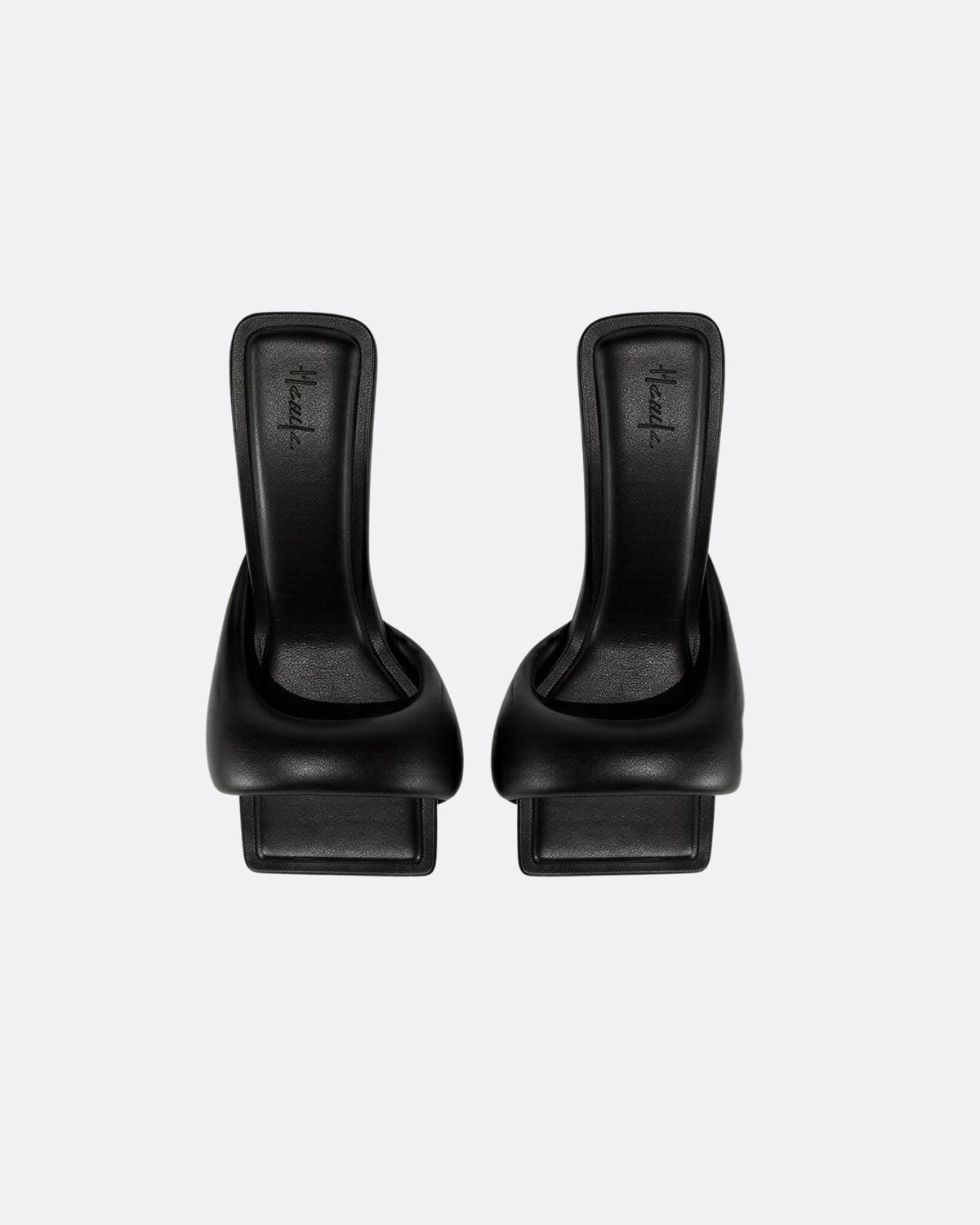 Zoe Mules
