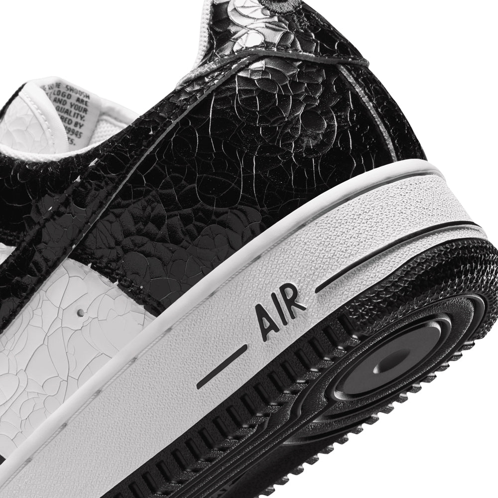 Nike Air Force 1 '01 "Cracked Leather"
