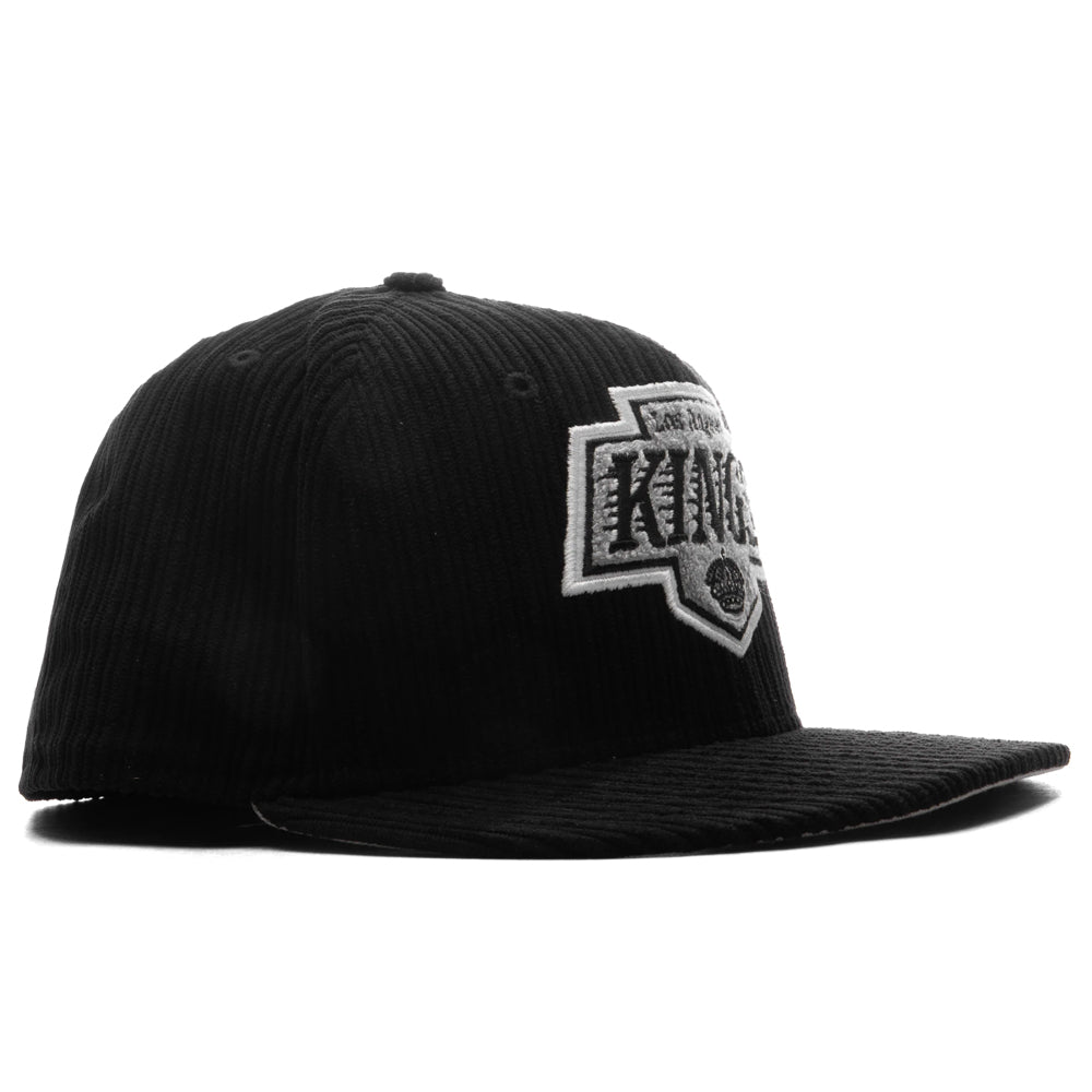 New Era Los Angeles Kings Chenille Pop 59Fifty Fitted Hat